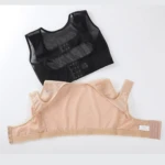 Corrector de postura para mujer en negro y beige, con cierres ajustables.