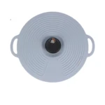 Tapa hermética de silicona gris para mantener, con asas y logo Zocacio.