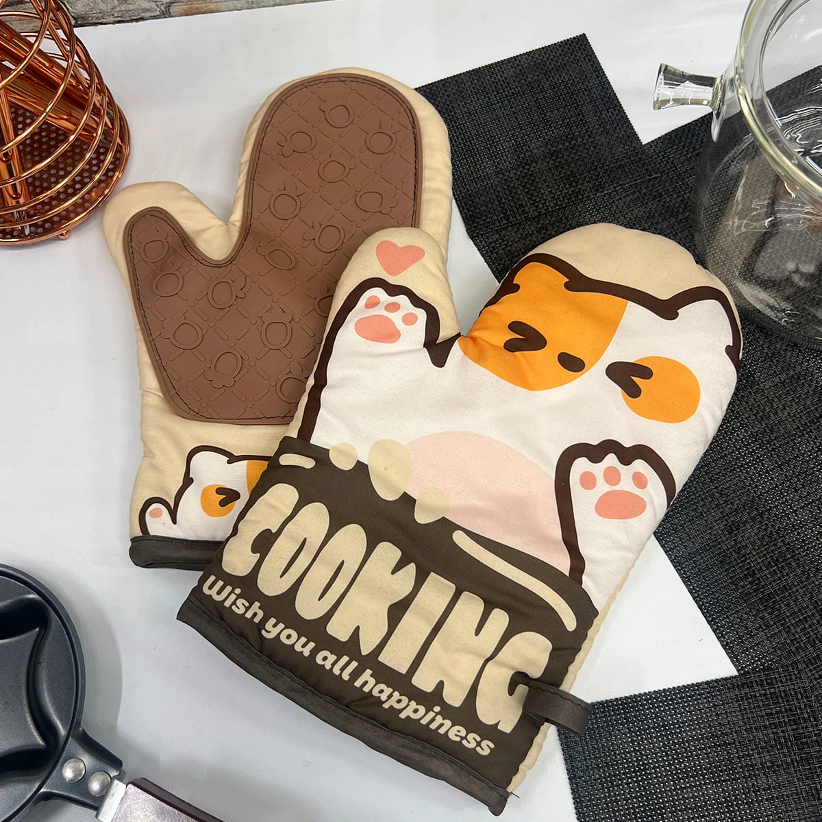 Guantes de silicona para hornear con diseño de gatito y mensaje "Cooking".