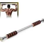Barra de ejercicios fija para puerta, ideal para entrenamiento de gimnasio y desarrollo muscular.