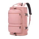 Bolso morral NRY rosa con compartimentos frontales con cremallera y correas ajustables.
