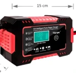 Cargador inteligente 12V Tianye para baterías de carro y moto con pantalla digital.