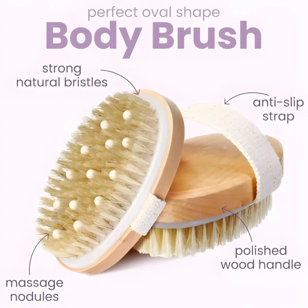 Cepillo exfoliante corporal con cerdas naturales, masajeador y mango de madera pulida.
