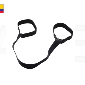 Colchoneta Thermolon Mat para Yoga Lavef: equipo de entrenamiento deportivo con asas negras.