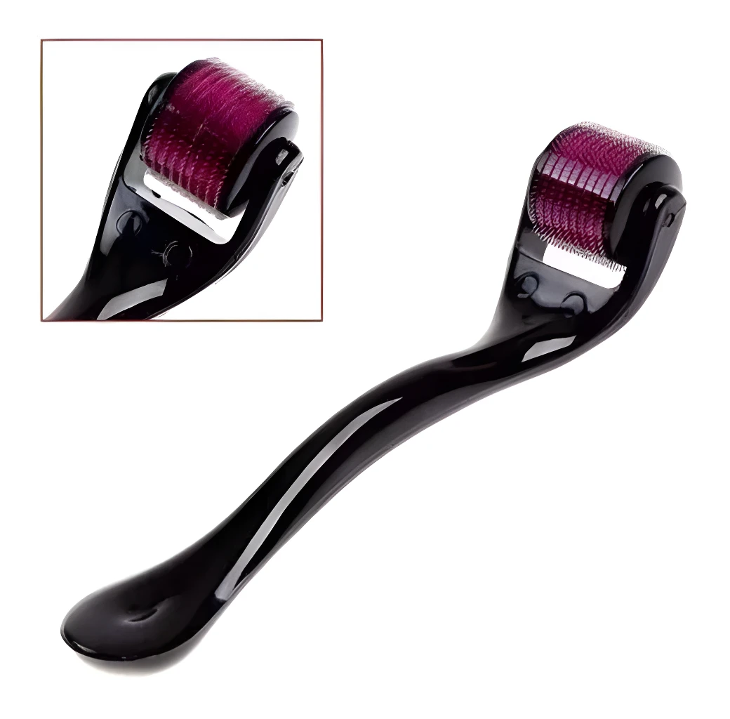 Dermaroller Rodillo Facial negro con rodillo morado, ideal para cuidado de la piel.