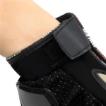Guantes de moto Dedo antideslizantes con ajuste en muñeca y palma texturizada.