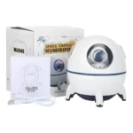 Humidificador Mj046 en forma de cápsula espacial con astronauta y cable USB.