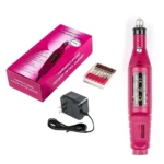 Kit pulidor de uñas eléctrico rosa, estuche con brocas y adaptador de corriente.