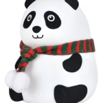 Lámpara de silicona en forma de oso panda con bufanda navideña, ideal para decoración.