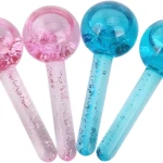 Ice Globes masajeadores faciales con brillo rosa y azul para cuidado de la piel.