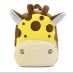 Mochila para niños con estampado de jirafa, peluche suave y diseño divertido para preescolar.