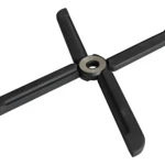 Salva mantel negro de 5 brazos con centro metálico, ideal para proteger mesas.