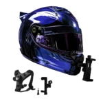 Casco de moto azul metálico con soporte para celular y cámara GoPro.
