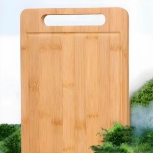 Tabla de madera de bambú para picar con asa y borde para jugos, ideal para cocina.