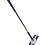 Trapeador mágico con escurridor, mango azul y base blanca.