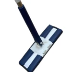 Trapeador Mágico 10183 azul y blanco con escurridor integrado.