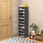 Zapatero organizador de 10 niveles con estantes para zapatos y perchero integrado.