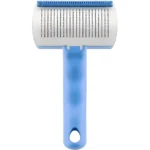 Cepillo para mascotas Petzoom azul con mango ergonómico y cerdas autolimpiantes para perros.