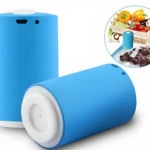 Sellador de alimentos al vacío portátil azul para conservación de alimentos frescos y cocción al vacío.
