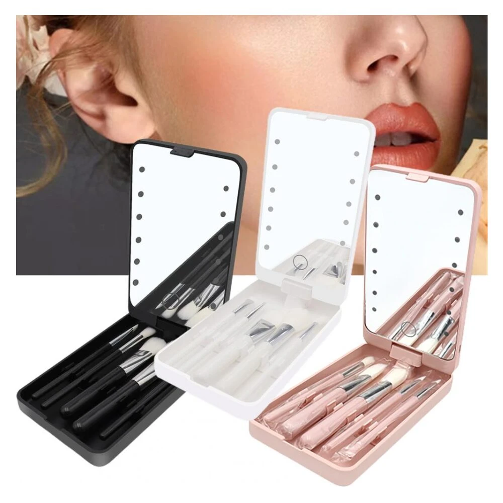Estuche de maquillaje con espejo led y brochas en negro, blanco y rosa.