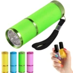Mini linterna LED UV verde con 4 mini linternas de colores y esmalte de uñas.