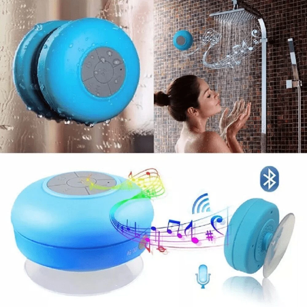 Set x2 parlantes Bluetooth recargables azules para ducha, resistentes al agua, uno en pared y otro en uso.
