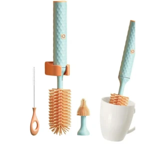 Cepillo eléctrico recargable de silicona color azul turquesa y naranja, con accesorios, ideal para limpiar botellas y tazas.