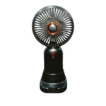 Mini ventilador negro portátil con rejilla circular metálica y luz indicadora.