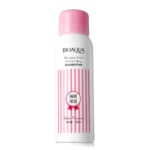 Spray protectora Bioaqua blanco con tapa rosa. Dice "Moisturizing Isolation Protective Spray". Contenido neto 150ml.