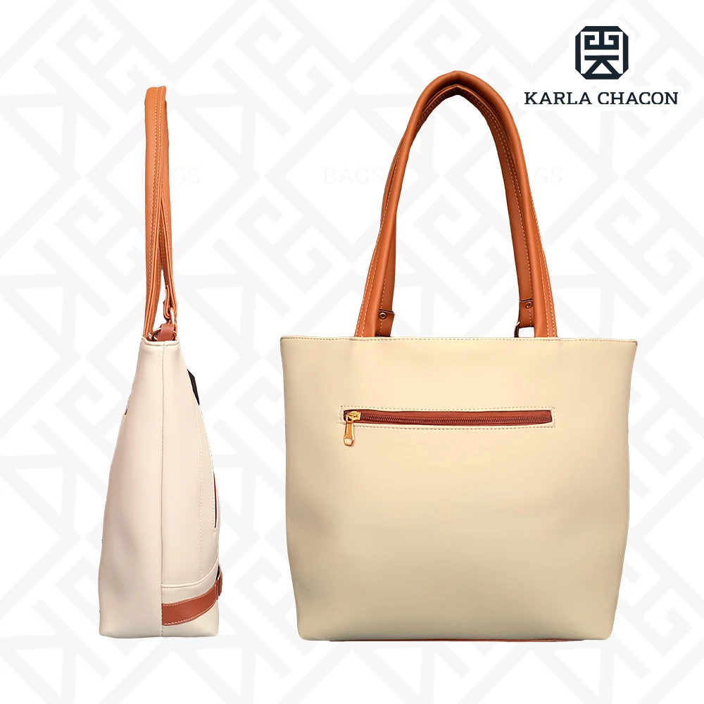 Bolso tote dama Karla Chacon Gigi beige con correas café. Vista frontal con bolsillo exterior y lateral del perfil.