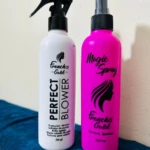 Dos botellas de spray capilar French's Gold: blanca "Perfect Blower" y rosa "Magic Spray".