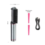 Cepillo alisador inalámbrico gris de 20x4 cm, incluye dos ganchos para cabello color rosa y un cable de carga USB, presentados sobre fondo blanco.