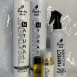 Kit de aseo capilar French's Gold: shampoo, tratamiento natural, spray protector y ampollas de seda.