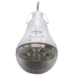 Bombillo recargable blanco con 3 intensidades de luz (alto, bajo, apagado) y panel solar integrado.