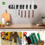Base imantada negra de 33cm sosteniendo cuchillos y tenedores de mango madera. Ejemplos de uso correcto e incorrecto.