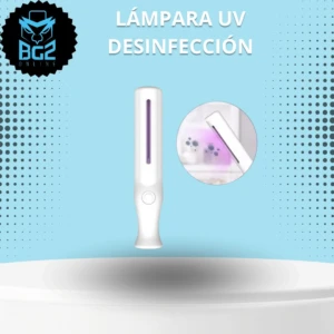 Lámpara de desinfección UV portátil de color blanco con botón central y luz violeta encendida mostrando su función germicida sobre una superficie.