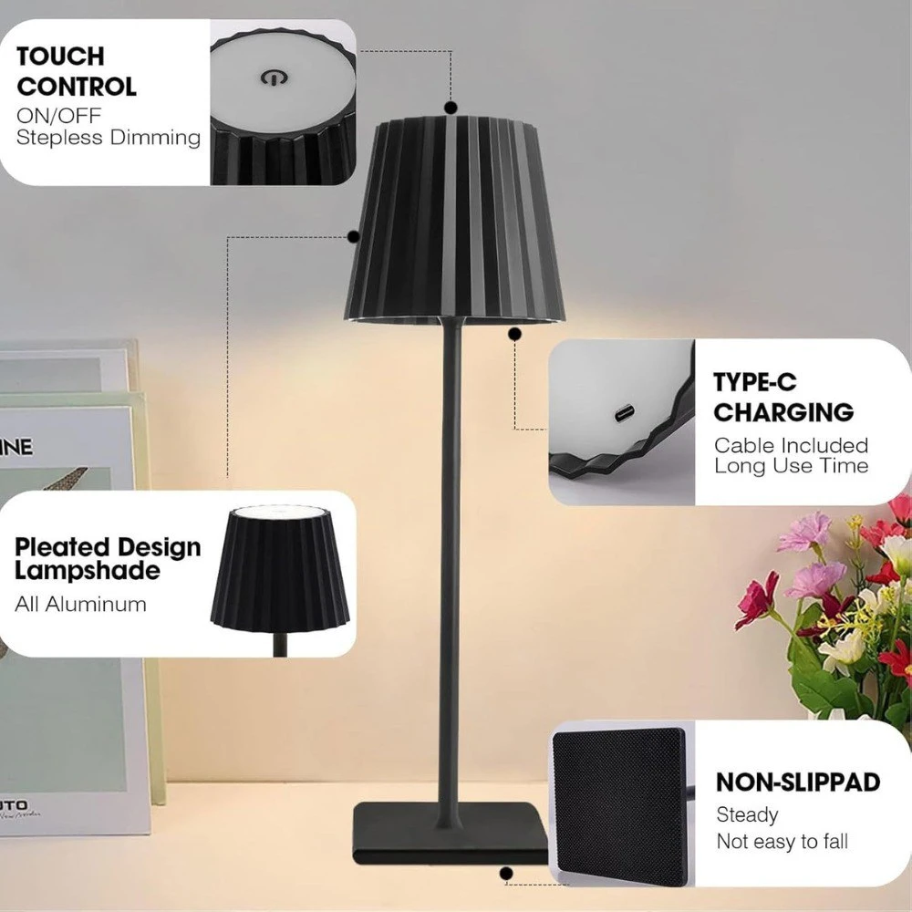 Lámpara LED elegante de aluminio negro con pantalla plisada, control táctil, puerto de carga tipo C y base con antideslizante para mayor estabilidad.