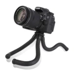 Trípode flexible negro para cámara Canon EOS 70D con patas articuladas.