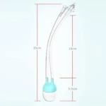 Extractor nasal de bebés con depósito azul, tubos transparentes y medidas indicadas.