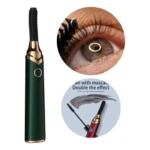 Encrespador eléctrico de pestañas color verde con detalles dorados, ideal para doble efecto con máscara.