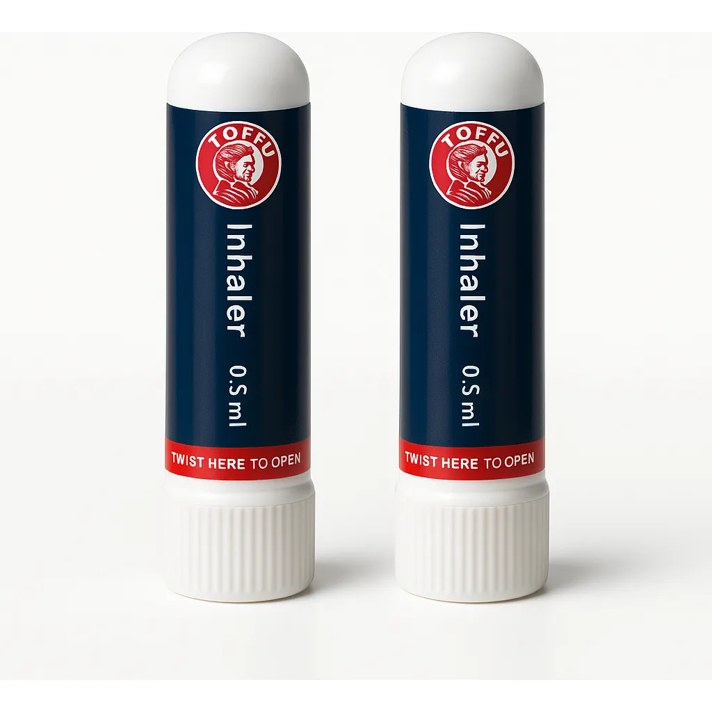 Dos inhaladores nasales Rinitis Kit X2 azules con blanco, 0.5 ml cada uno, con logo circular rojo.