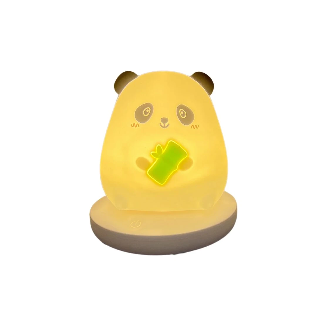 Lámpara de noche de silicona amarilla con forma de panda comiendo bambú, ideal para habitaciones infantiles.