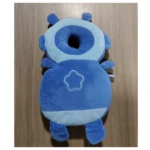 Cojín mochila anticaída para bebé azul con forma de robot y protector de cabeza acolchado.
