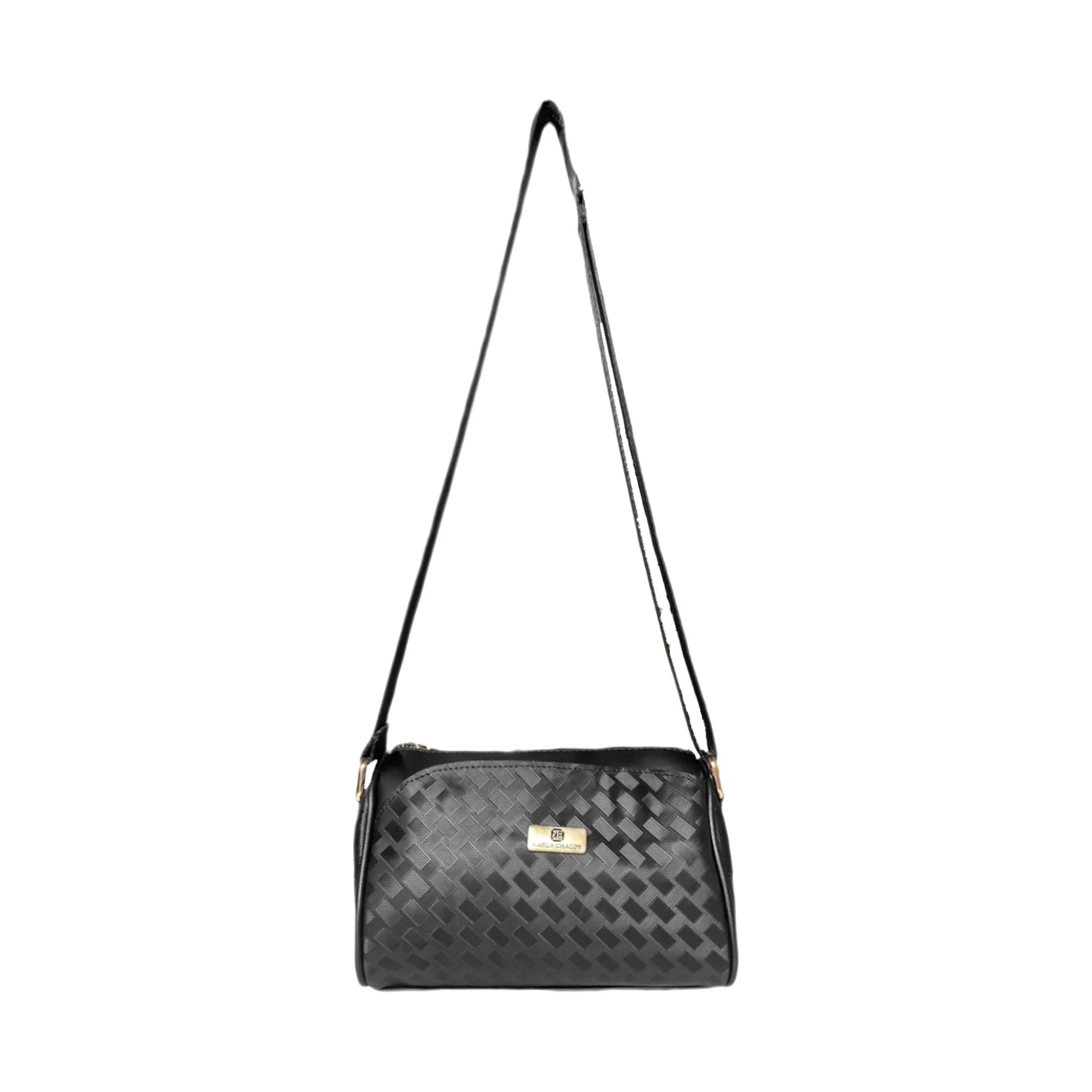 Bolso cruzado negro Karla Chacon, textura tejida de cuadros y placa dorada, sobre fondo blanco.