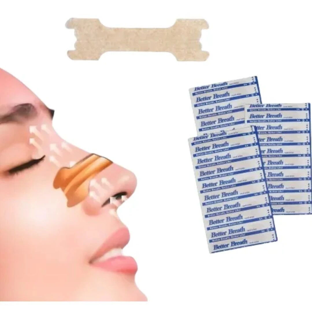 Tiras nasales adhesivas color piel para mejorar la respiración, con un ejemplo de aplicación en nariz y paquetes individuales.
