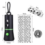 Dispensador negro para bolsas de perro, con clip, botón verde y rollo de bolsas con huellas.