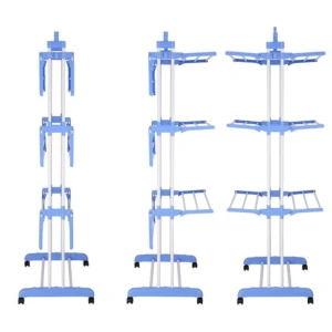 Tres organizadores de ropa azules con estanterías plegables y ruedas, ideales para secar y almacenar prendas.