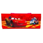 Estuche rojo con Lightning McQueen y Mate de Cars, decorado con rayas amarillas. Set de arte.