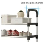 Organizador de zapatos de 5 niveles con estructura metálica y repisas blancas con contenedores y calzado.