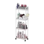 Estante organizador de 4 niveles blanco con productos de belleza y cuidado personal en cada nivel.